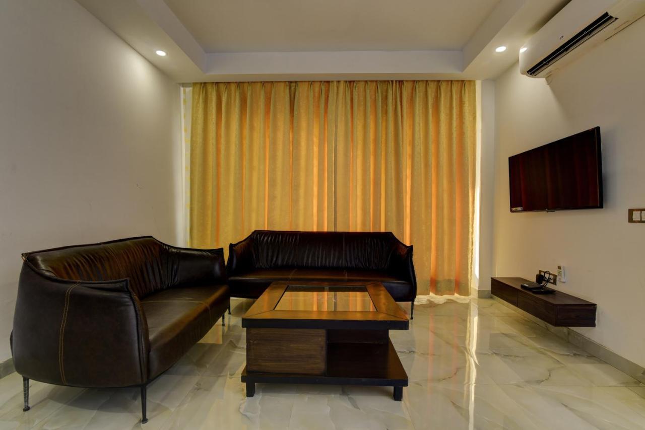 Country Inn Hotels & Resorts Vrindāvan エクステリア 写真